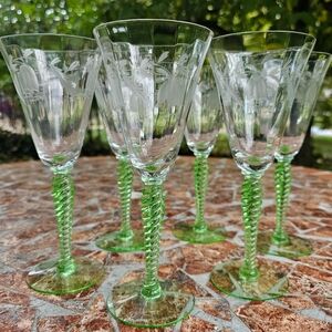 Vintage Louie-Weston Etched Uranium Goblet Glasses